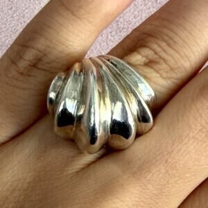 sterling silver vintage chunky scalloped dome ring size 5.5